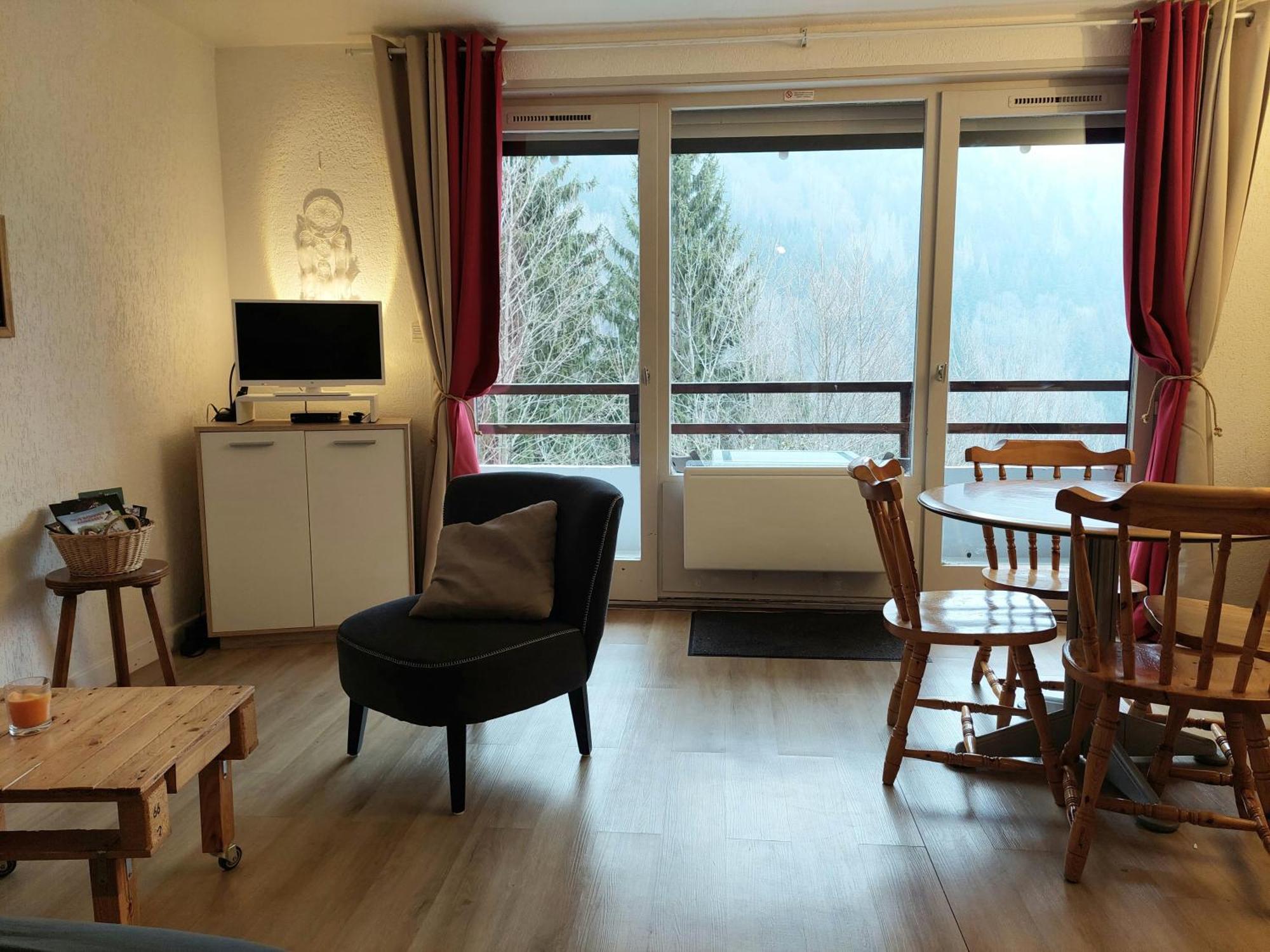 Appartement Calme Et Apaisant Saint-Jean-dʼAulps Exterior foto
